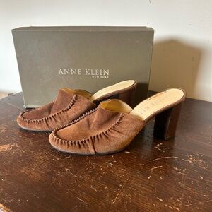 Anne Klein Women's Suede Brown Mules